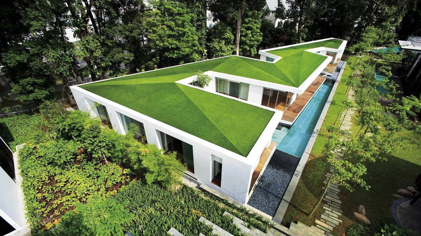 laying artificial grass on the roof laying artificial grass on the roof